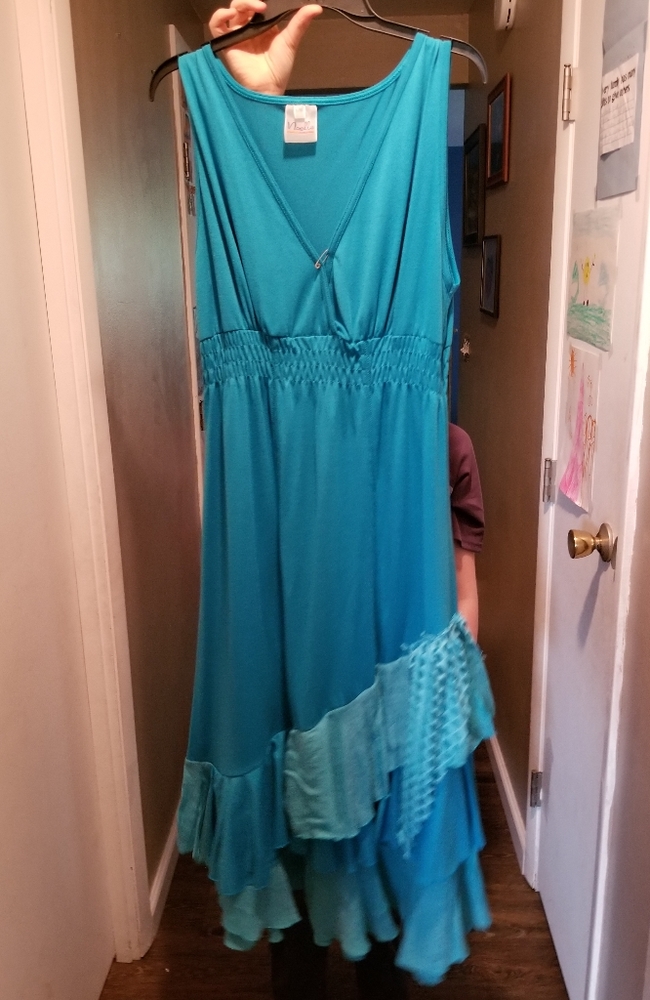 Noelle dress size l/xl